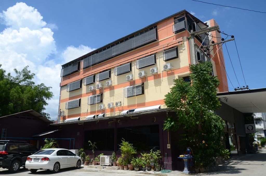 Centro Cnx Hotel Chiang Mai Exterior foto