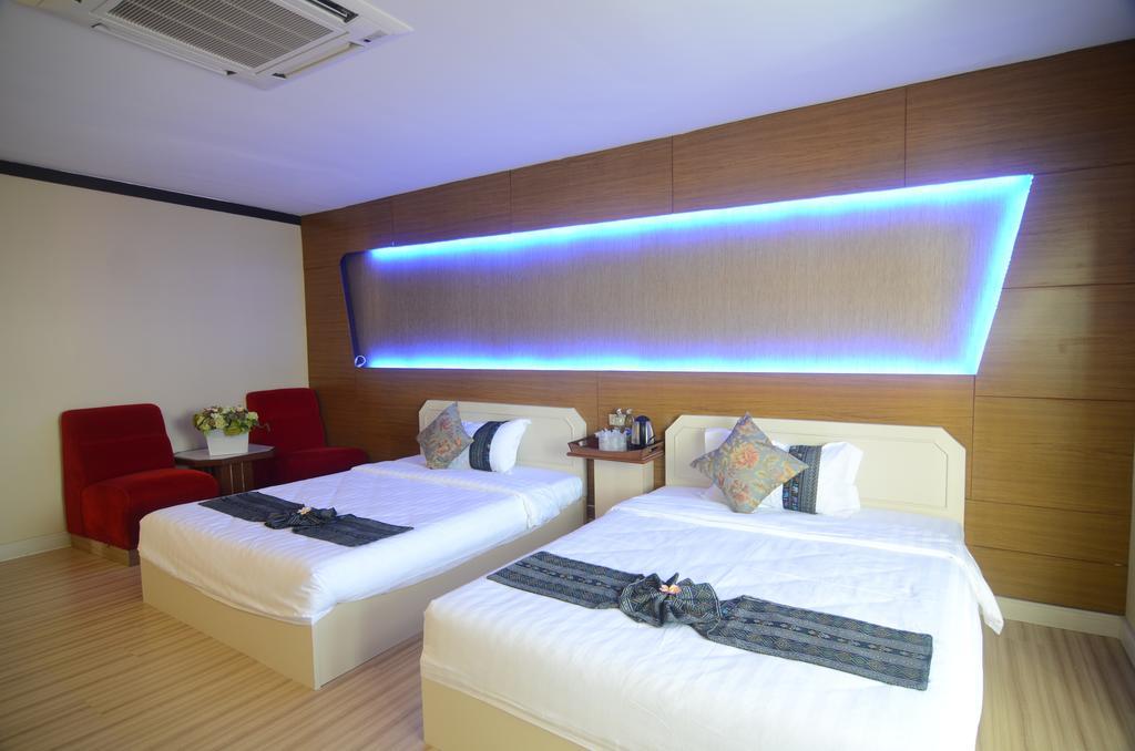 Centro Cnx Hotel Chiang Mai Quarto foto