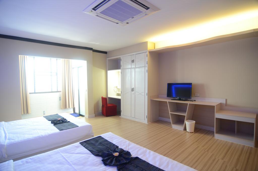 Centro Cnx Hotel Chiang Mai Exterior foto